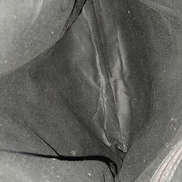 Fossil Flap Front Black Leather Crossbody Shoulder Bag - Picture 13 of 16